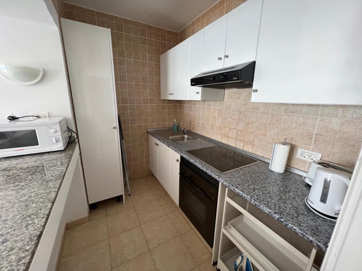 Oasis Blue - Beautiful 1 Bedroom Apartment On Private Complex With Pool Tías Zewnętrze zdjęcie